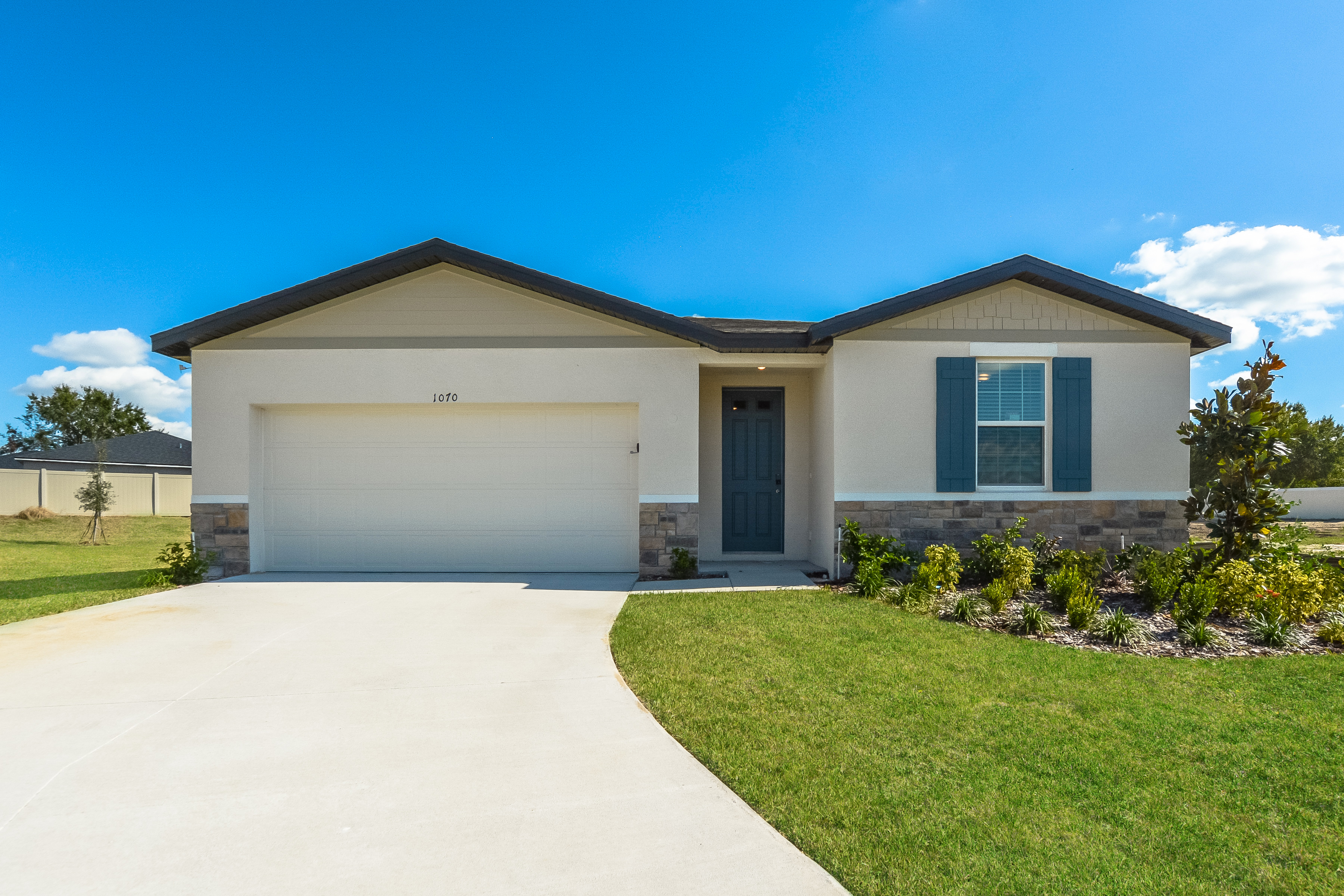 1070 Oak Valley Drive Auburndale, FL 33823